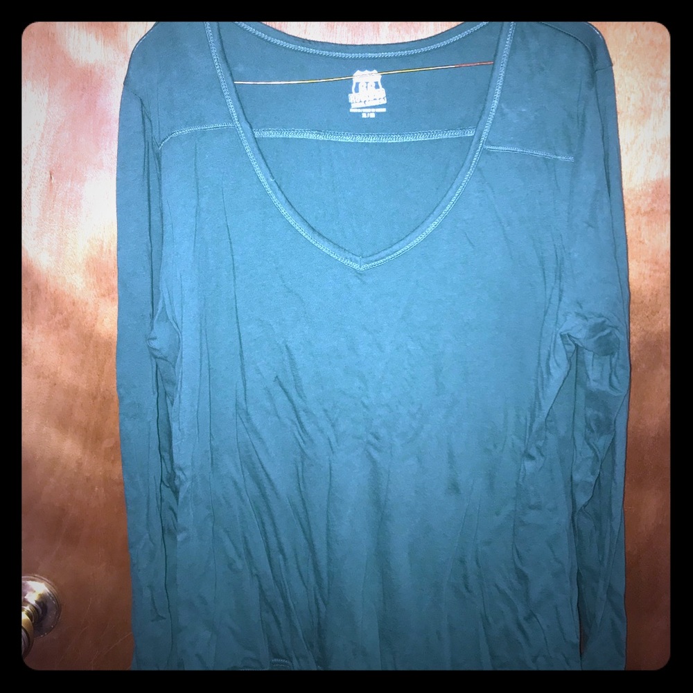 Long sleeve layering top